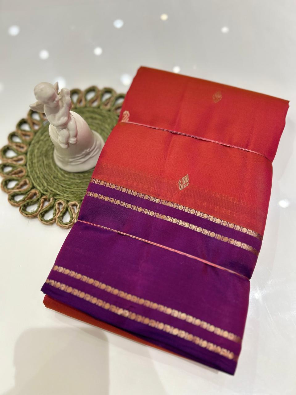 kanchipuram contrast  saree- Red to purple   Search code 6019