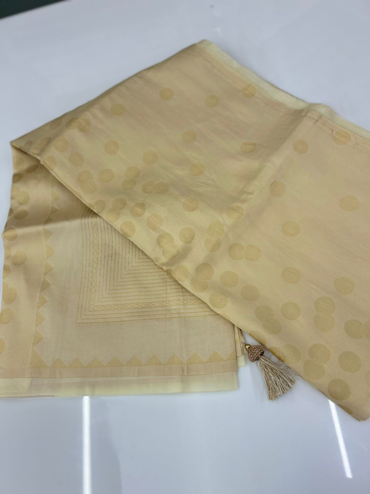 ponn kani collections - Golden  shade Search code 8510