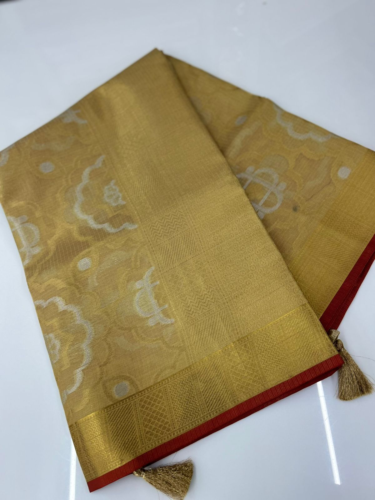 ponn kani collections - Golden  shade Search code 8513