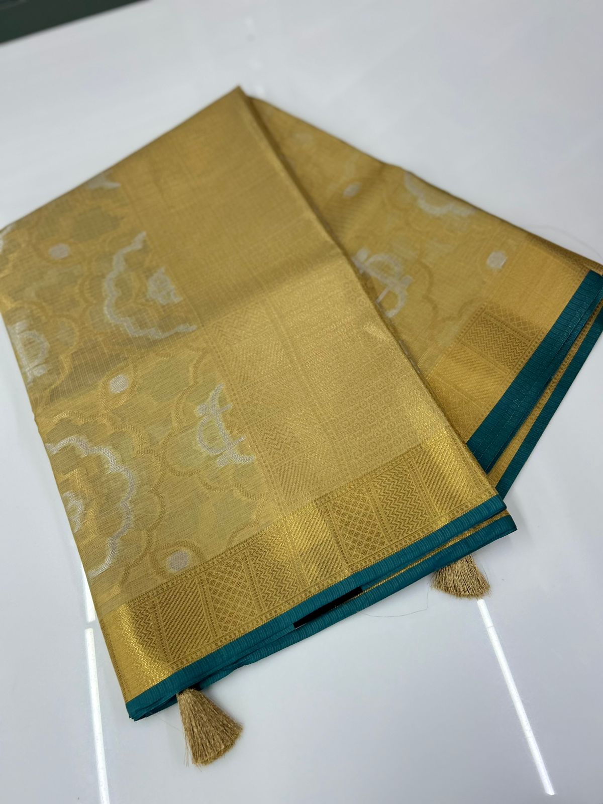 ponn kani collections - Golden  shade Search code 8512