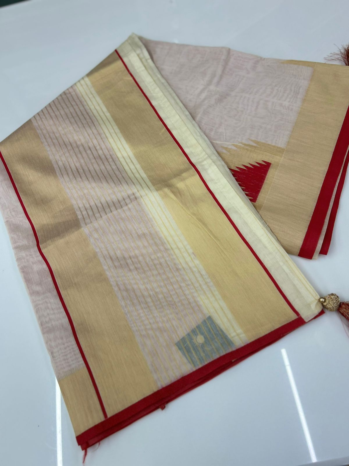 ponn kani collections - Golden  shade Search code 8521